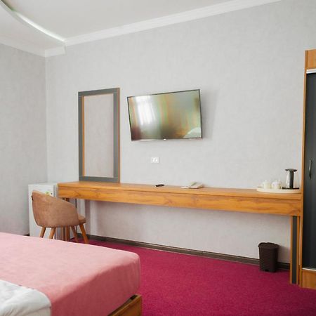 Rich Hotel Turkistan 외부 사진