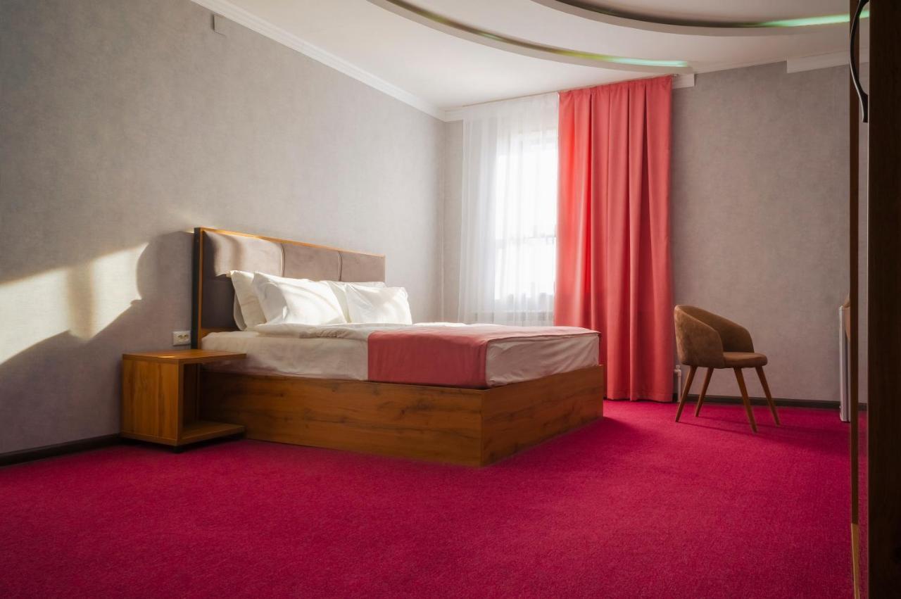 Rich Hotel Turkistan 외부 사진